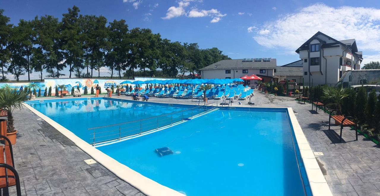 Condor Resort Dulcesti Экстерьер фото