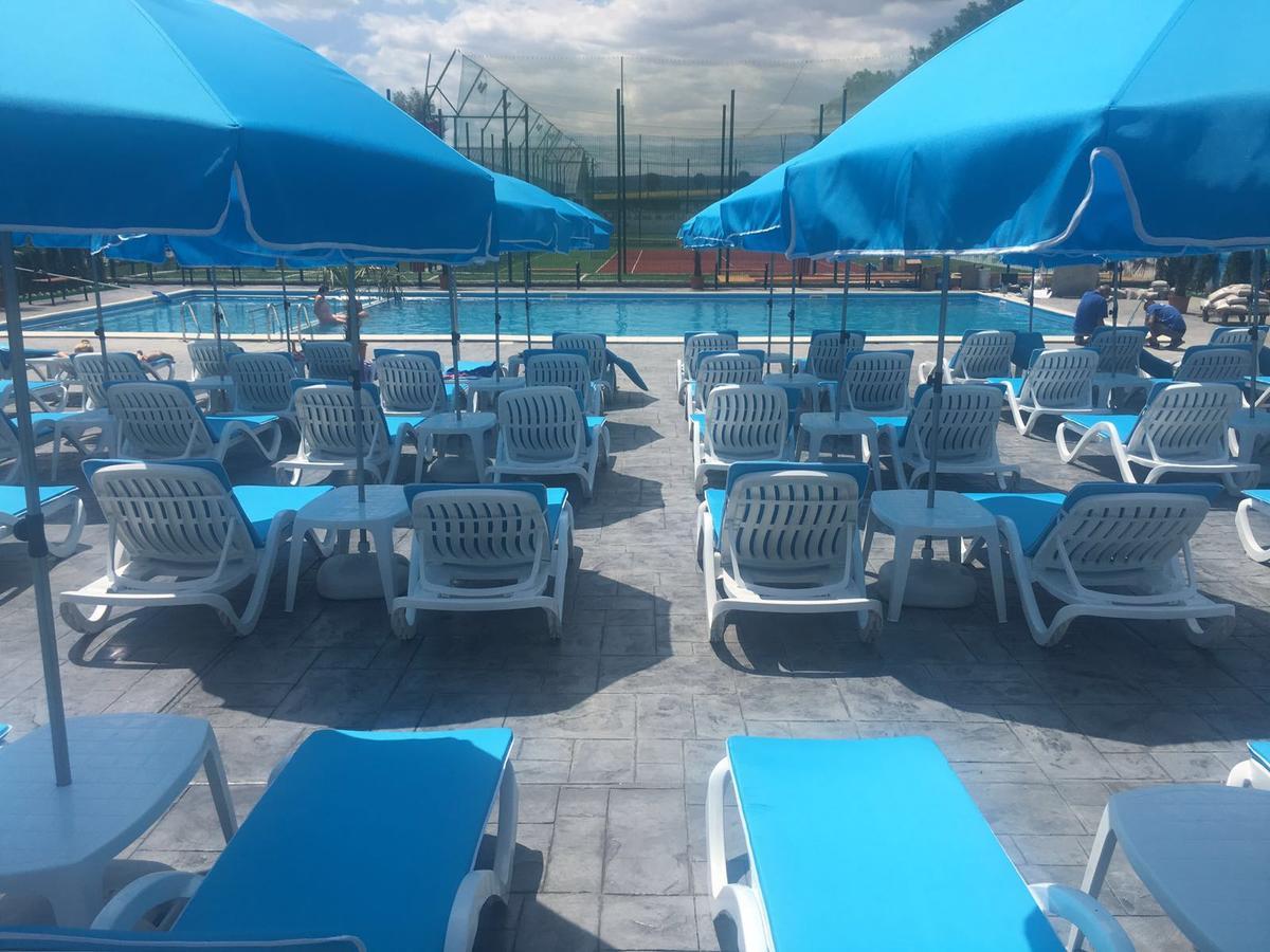 Condor Resort Dulcesti Экстерьер фото